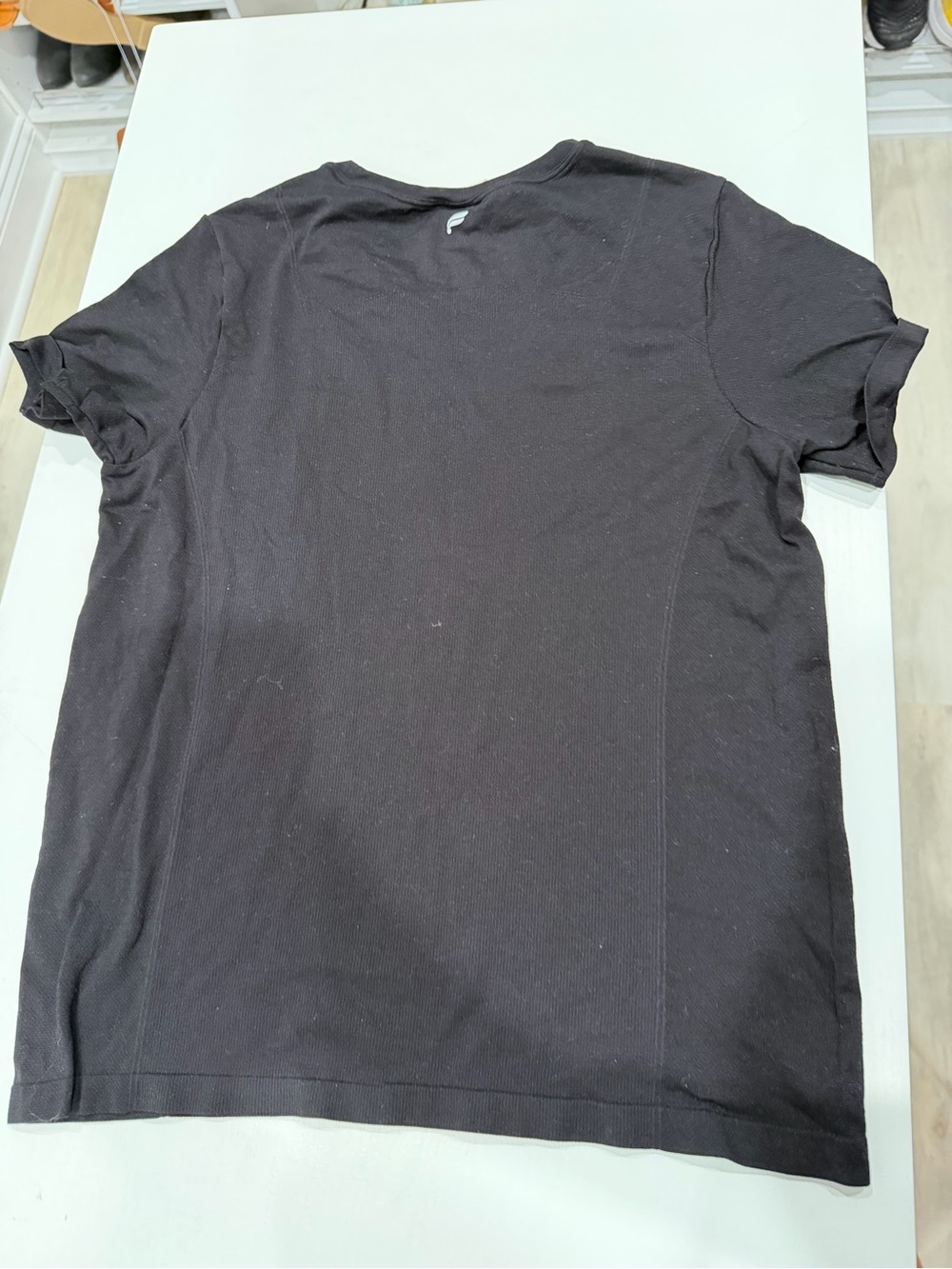 Fabletics Tee - Picture 2 of 2